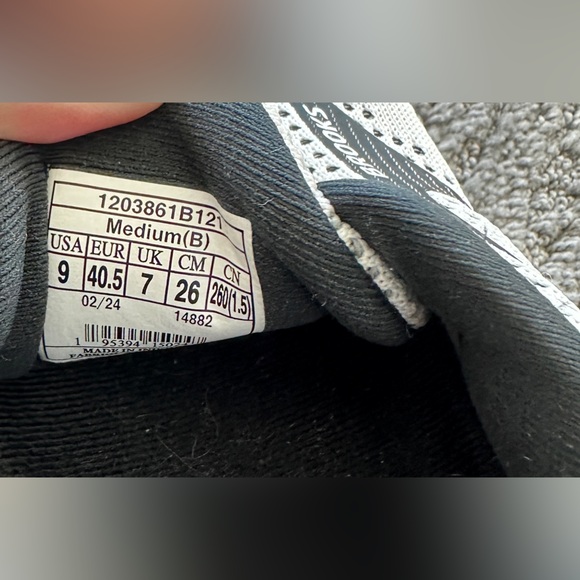 Brooks Women’s Revel 6 Neutral Running Shoe - Size 9 - Excellent Condition - Picture 7 of 8